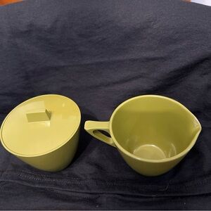 Avocado green sugar and creamer set by allied chemical , vintage 1960s-1970s.